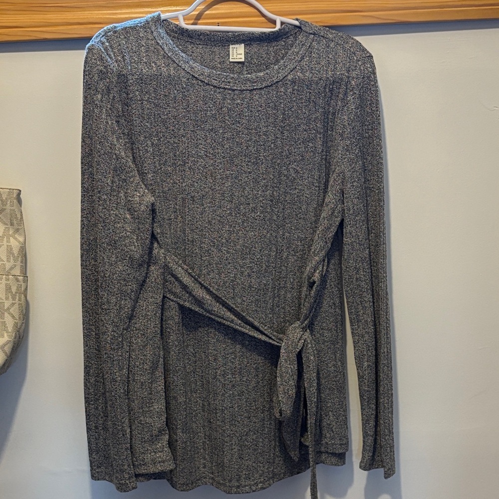 Maternity Gray Long Sleeve Knit Top